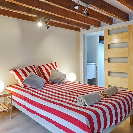 Le Saint Pierre, Atypique Au Coeur Du Centre Ville Apartment Caen Bagian luar foto