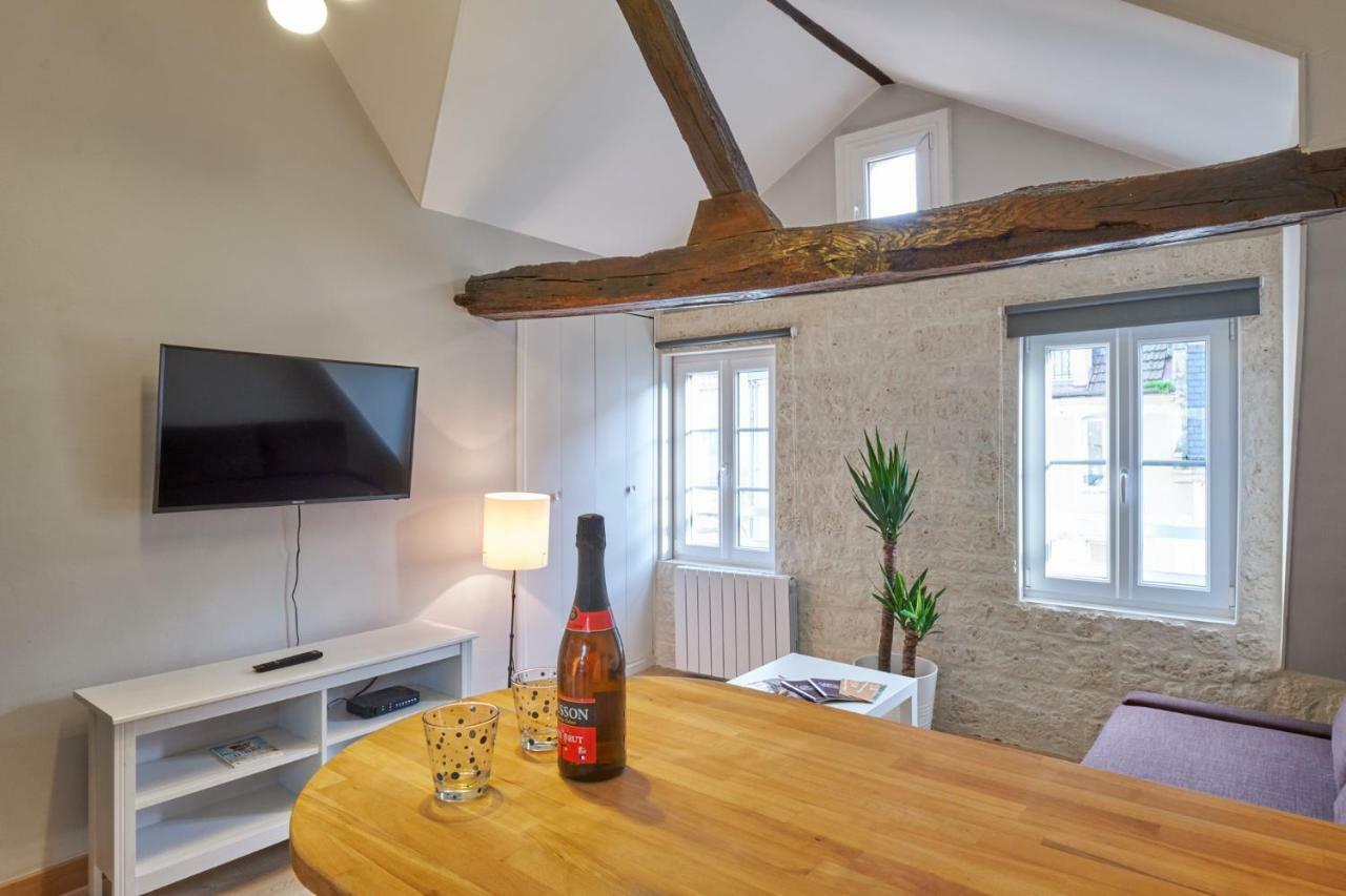 Le Saint Pierre, Atypique Au Coeur Du Centre Ville Apartment Caen Bagian luar foto