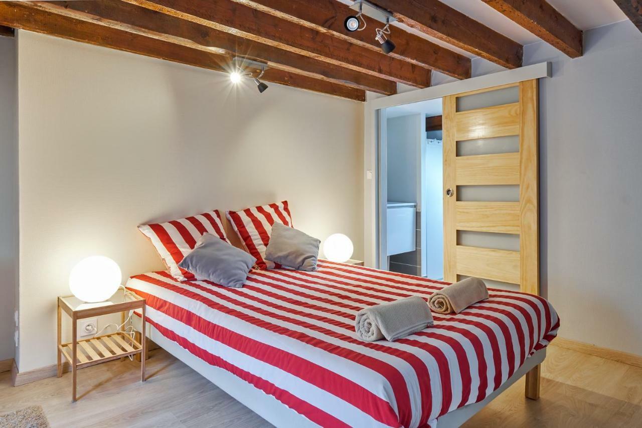 Le Saint Pierre, Atypique Au Coeur Du Centre Ville Apartment Caen Bagian luar foto